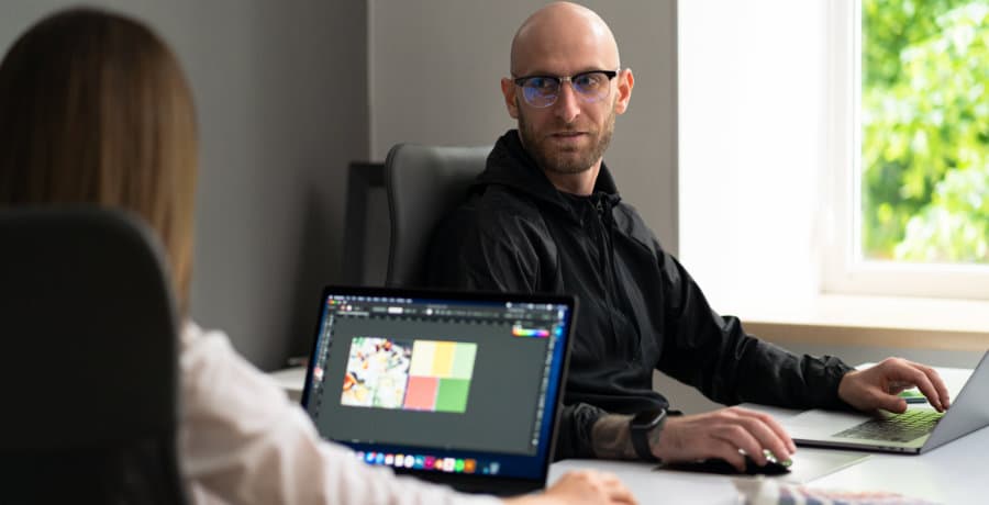 Time Blocking vs Time Tracking: Which is Better for Creatives?